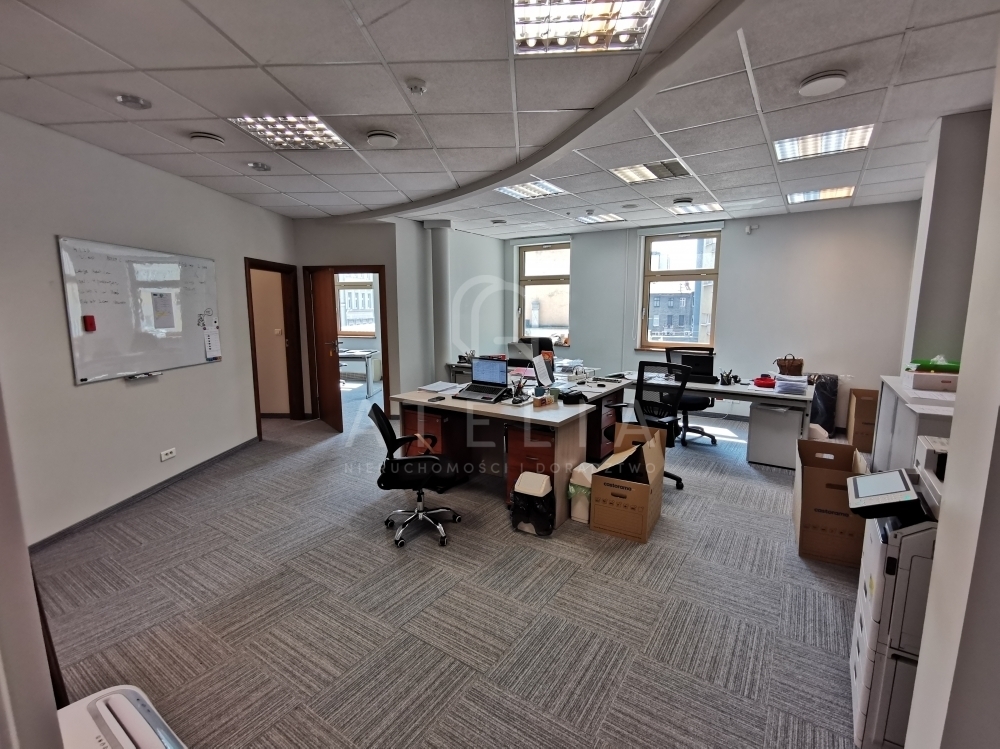 biurowiec z samym sercu szczecin (3)