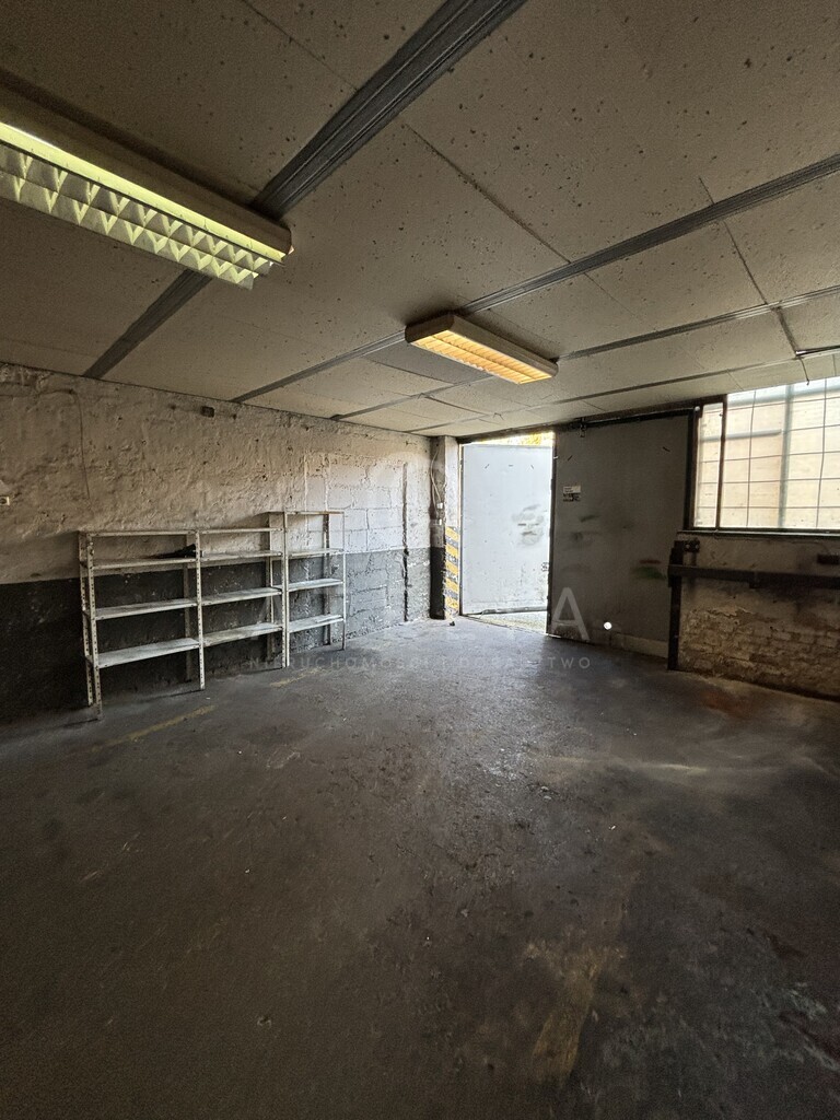 Powierzchnia magazynowa do wynajęcia 130m2 (1)