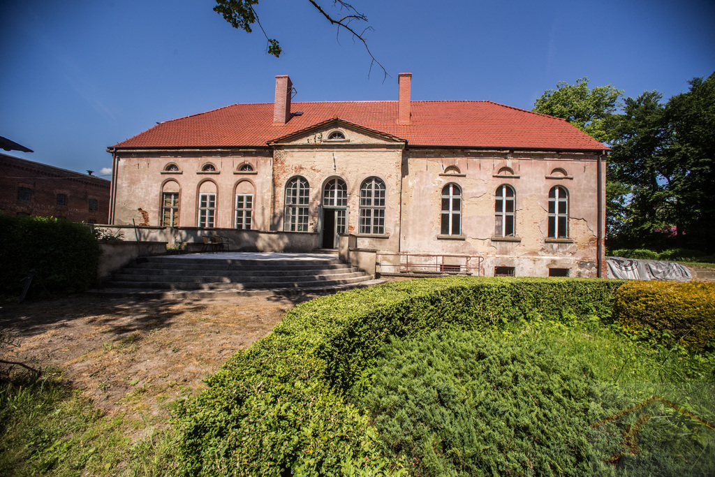 Inwestycja  21 ha gruntów z pałacem i parkiem (2)