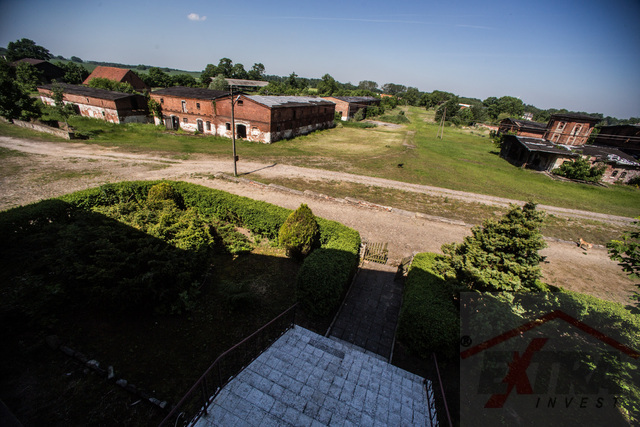 Manor with land in Przybyslaw, West Pomerania (1)