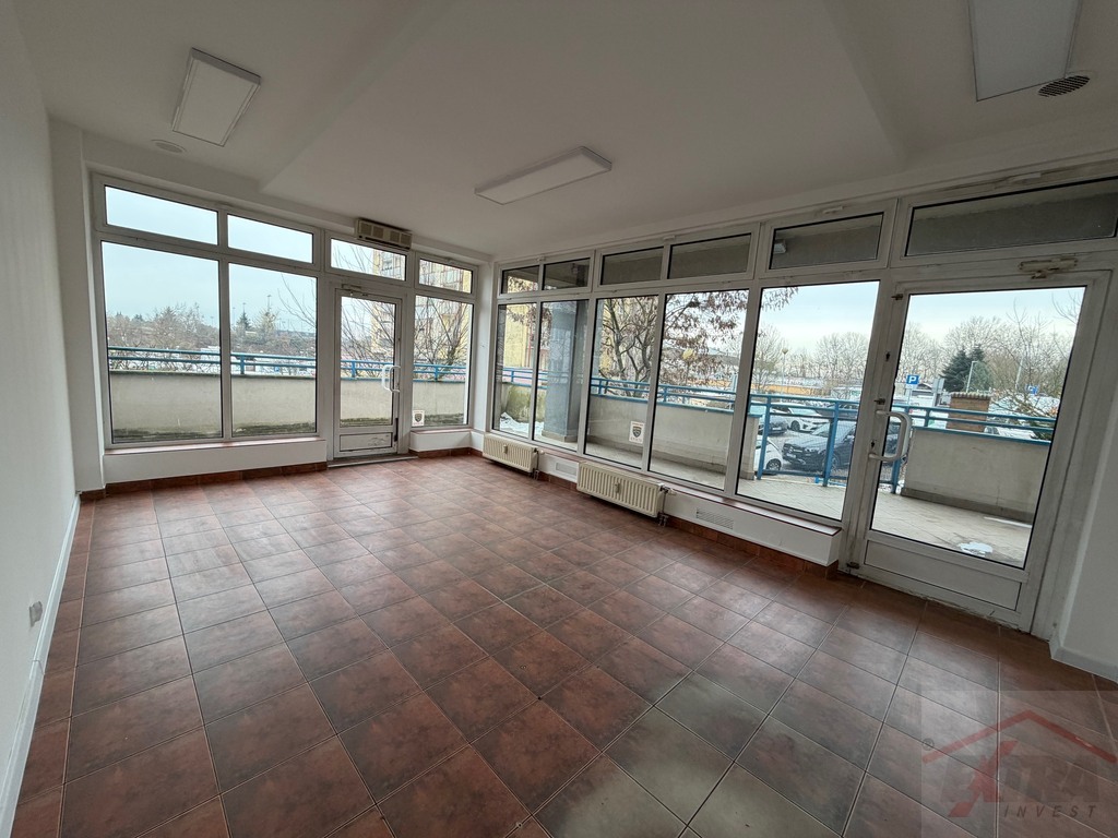 Świerczewo, Lokal usługowy 25,40 m2 (3)