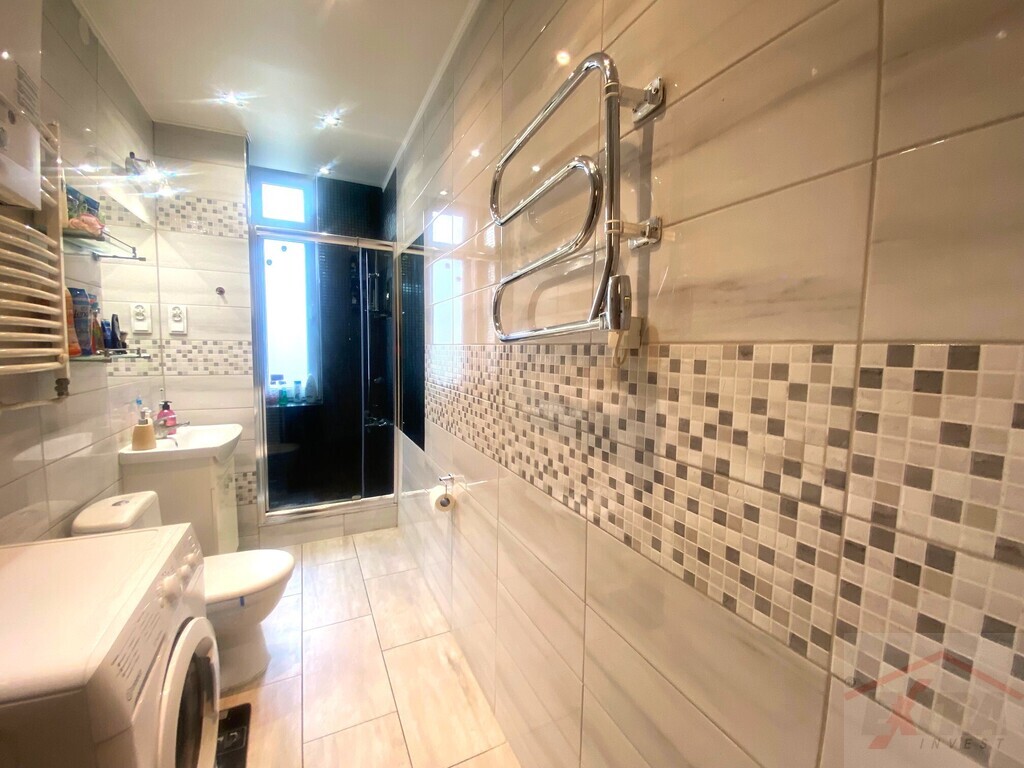 3 pokoje centrum, I piętro (8)