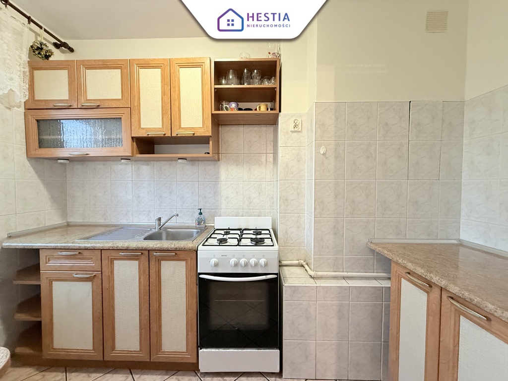 Duża Kawalerka z balkonem - Zamknięte Osiedle ! (5)