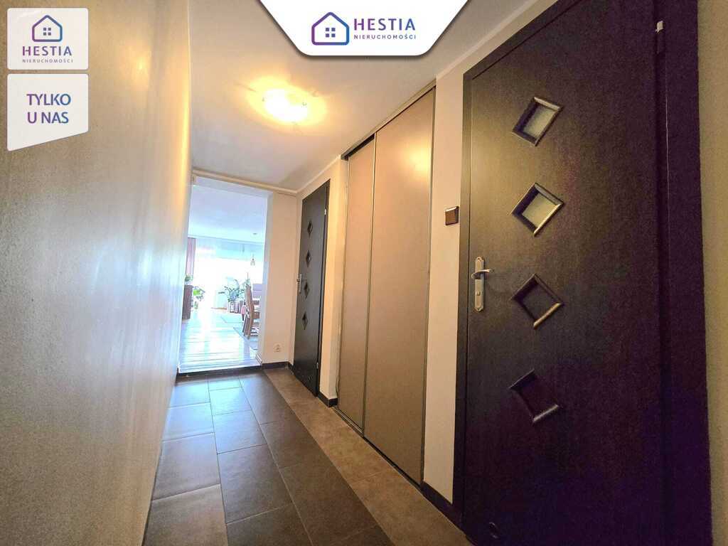 Mieszkanie na parterze z balkonem i garażem. (8)