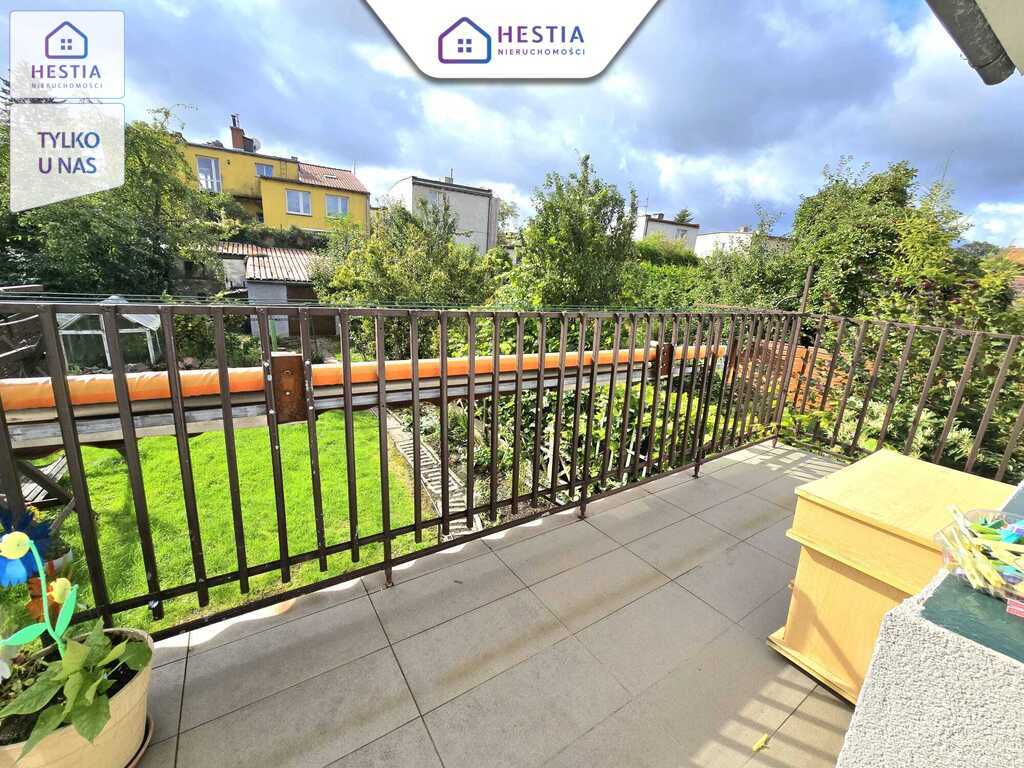 Mieszkanie na parterze z balkonem i garażem. (13)