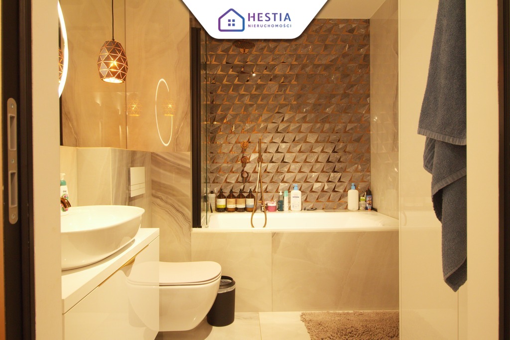 Nowoczesne mieszkanie z tarasem na cichym osiedlu (7)