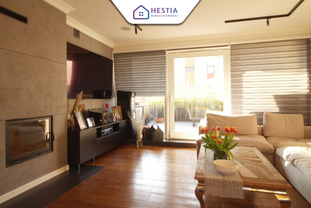 Nowoczesne mieszkanie z tarasem na cichym osiedlu (23)