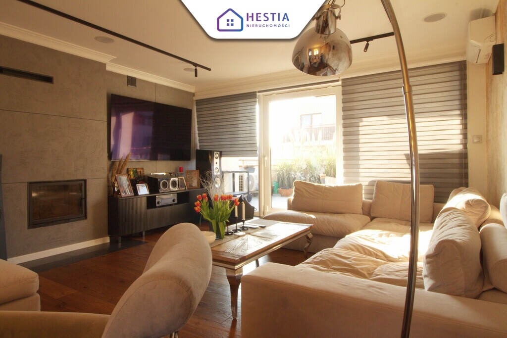 Nowoczesne mieszkanie z tarasem na cichym osiedlu (24)