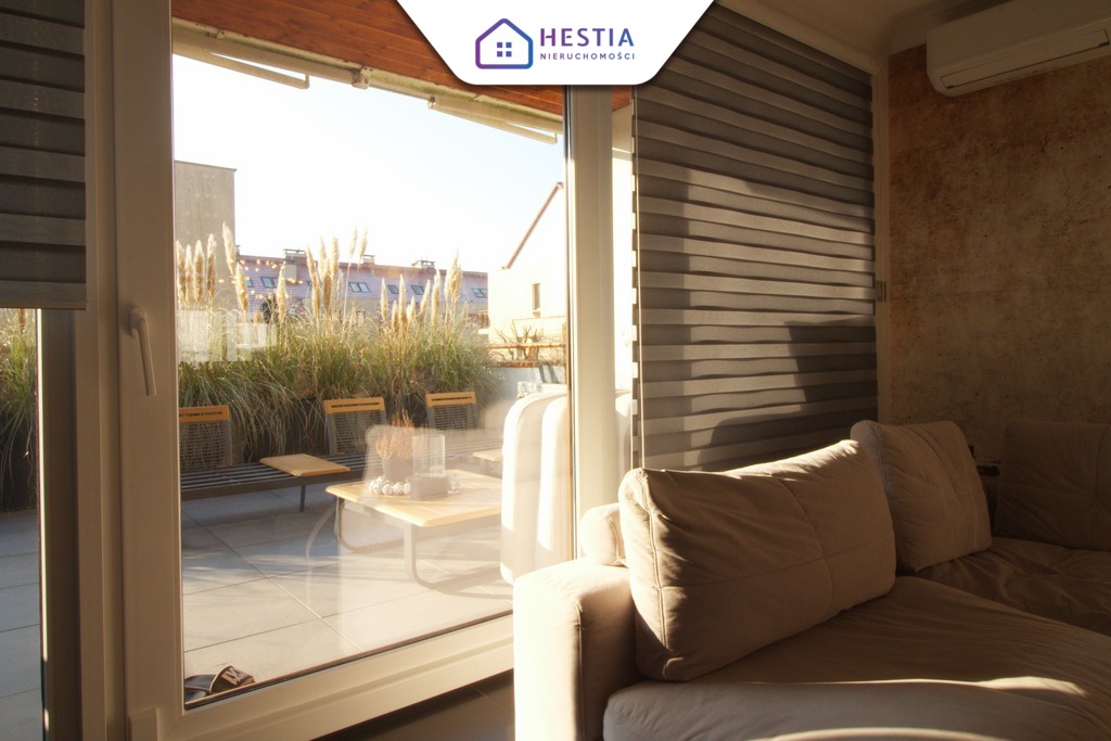 Nowoczesne mieszkanie z tarasem na cichym osiedlu (26)