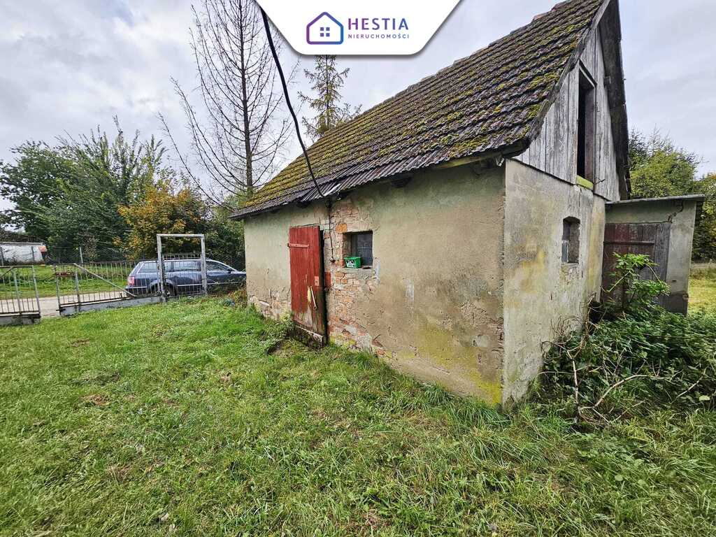 Dom wolnostojący z dużą działką. (9)