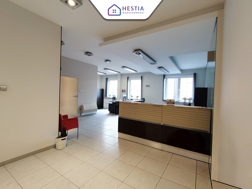 Lokal użytkowy tuż obok Starego Miasta! (2)