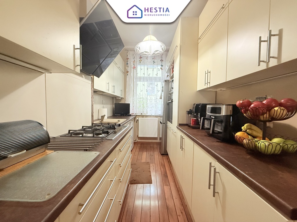 MIESZKANIE W KAMEINICY- ŚWIETNA LOKALIZACJA ! (1)