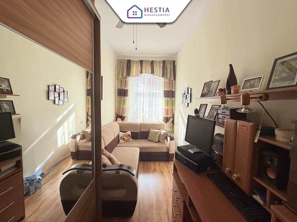 MIESZKANIE W KAMEINICY- ŚWIETNA LOKALIZACJA ! (6)