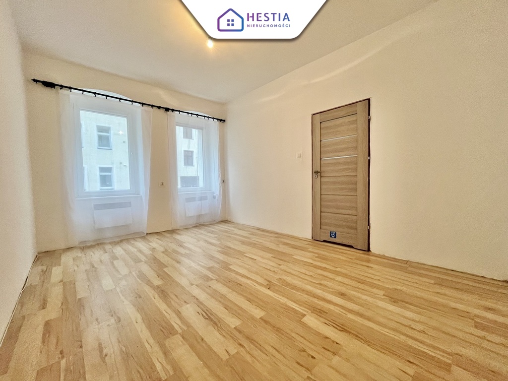 Na sprzedaż 2 pokoje w centrum! (3)