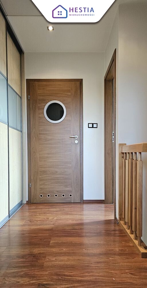 Dwupoziomowe mieszkanie - 4 pokoje. Gumieńce. (13)