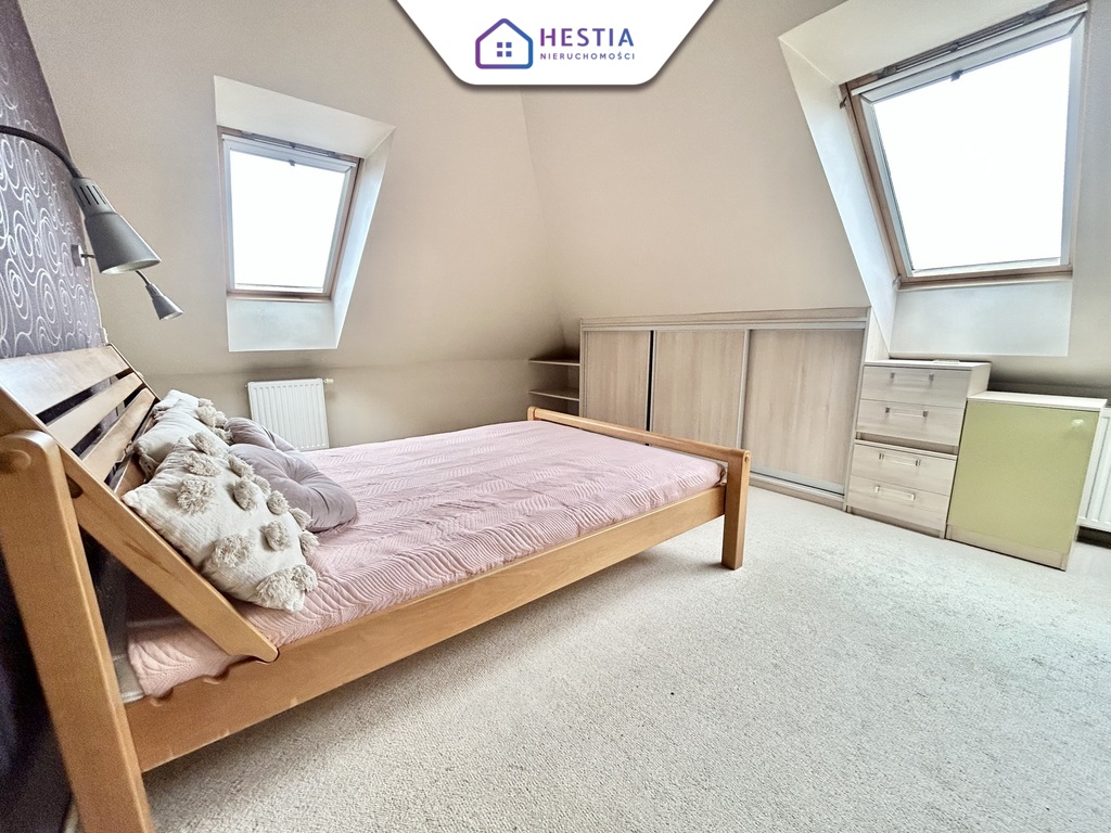 Dwupoziomowe mieszkanie - 4 pokoje. Gumieńce. (10)