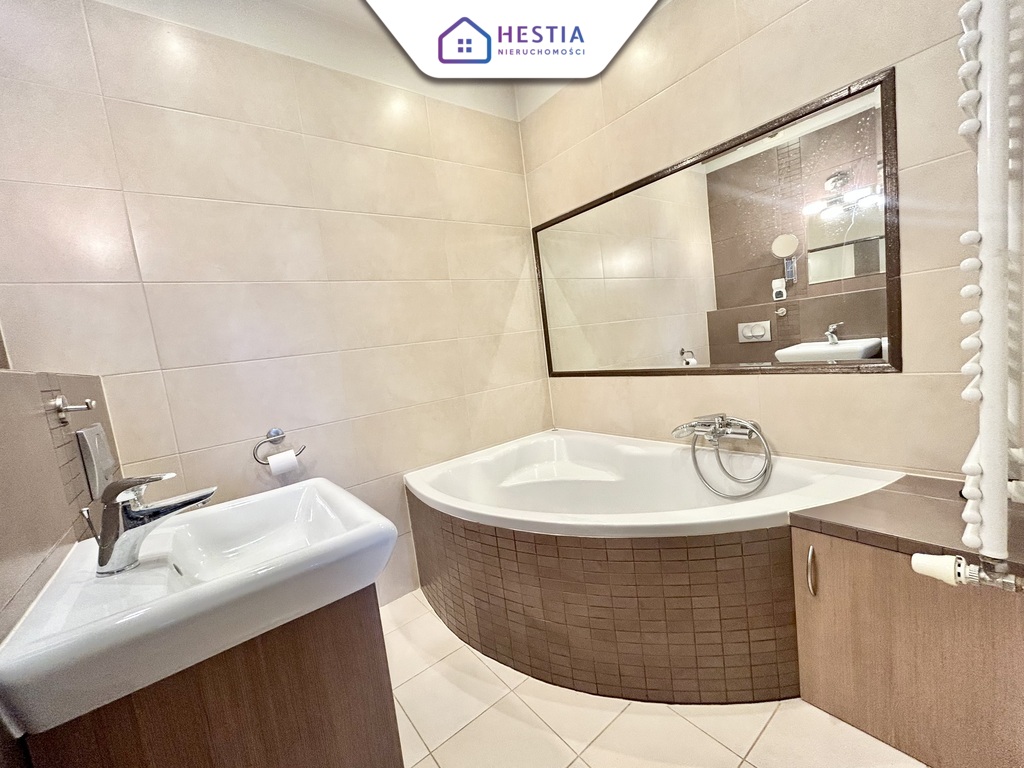 Dwupoziomowe mieszkanie - 4 pokoje. Gumieńce. (14)