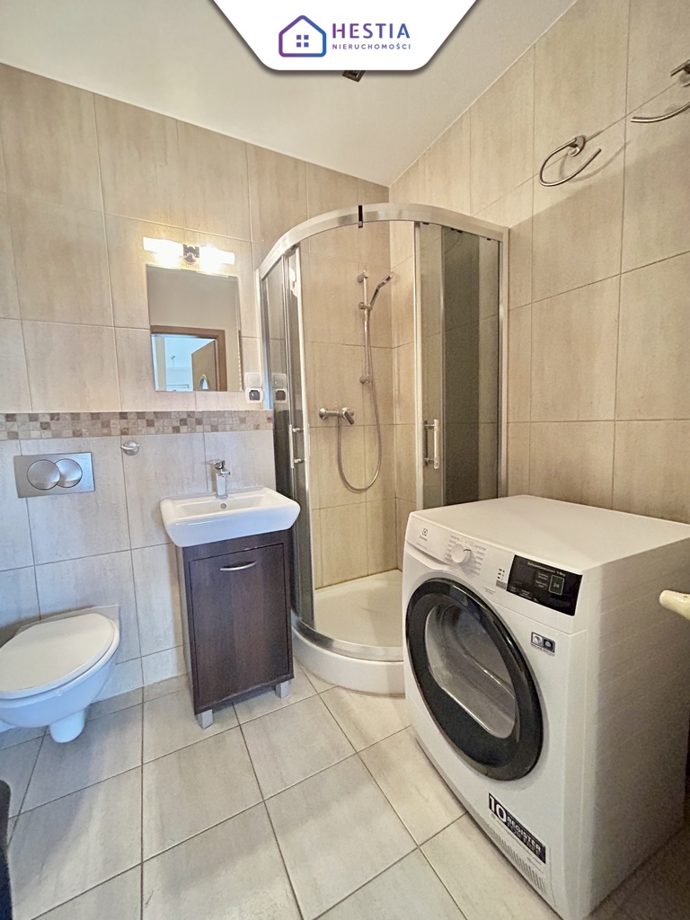 Dwupoziomowe mieszkanie - 4 pokoje. Gumieńce. (8)