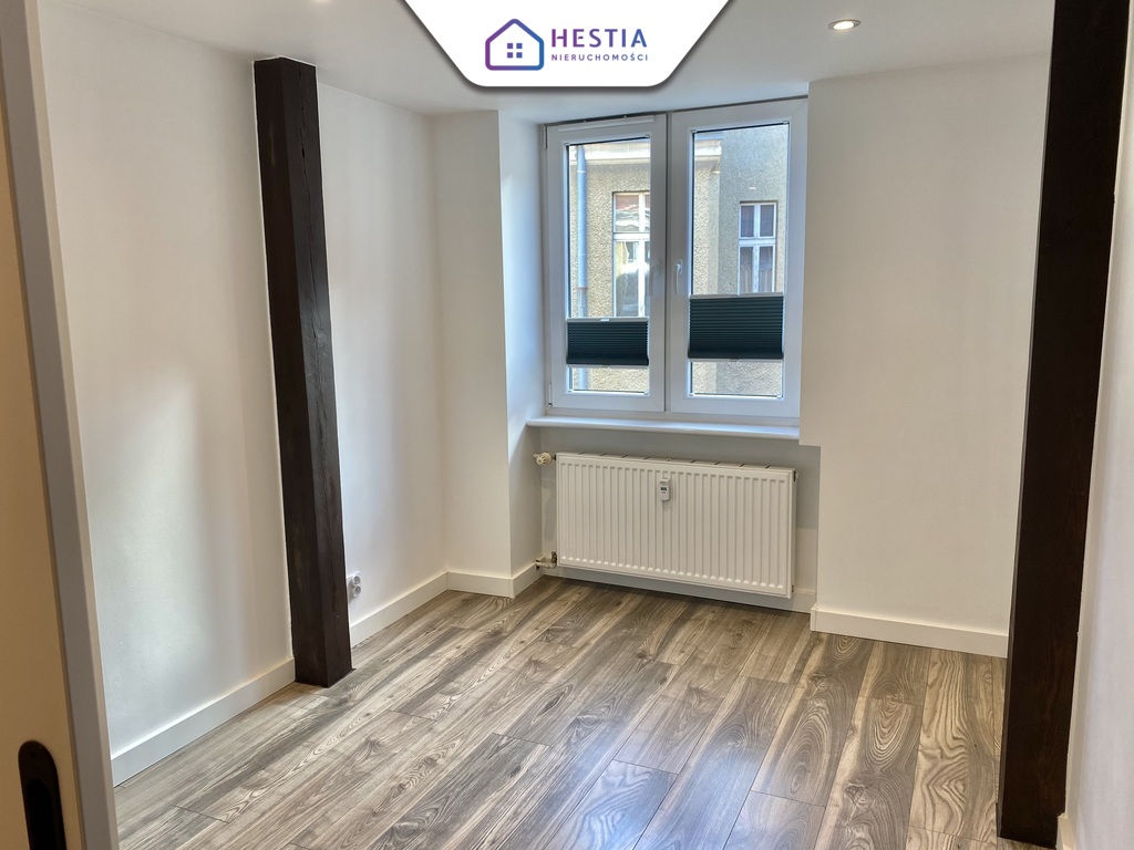 Przestronne mieszkanie z antresolą w Centrum (4)