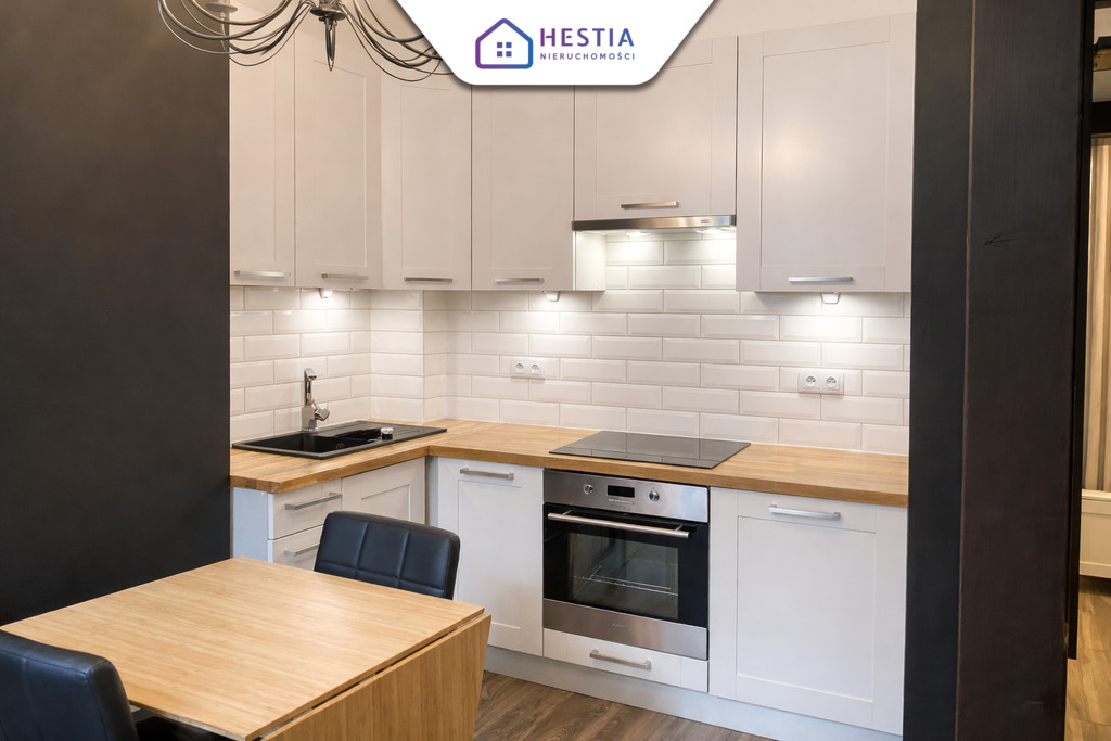 Przestronne mieszkanie z antresolą w Centrum (2)