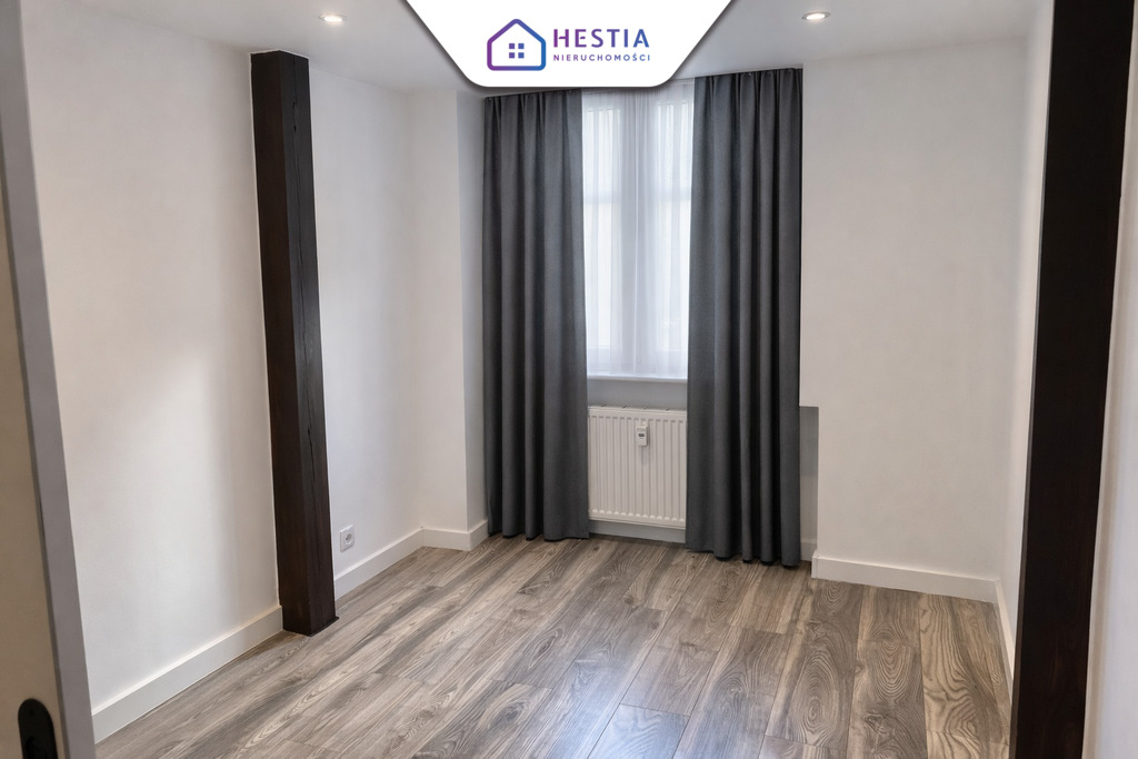 Przestronne mieszkanie z antresolą w Centrum (4)