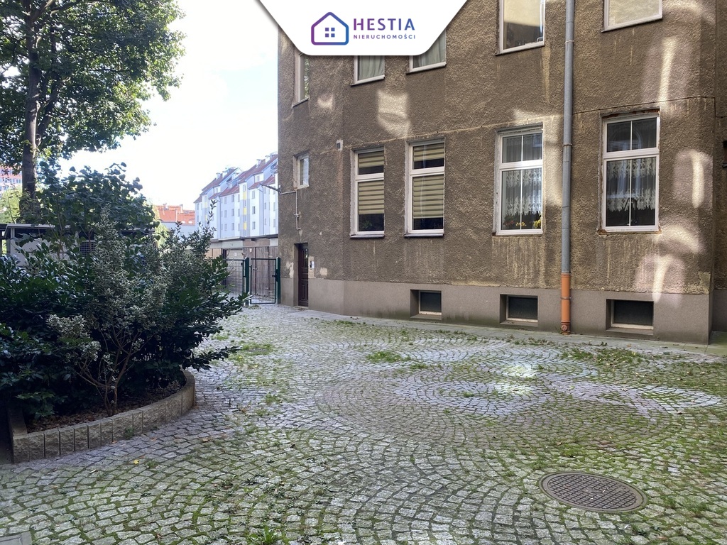 Przestronne mieszkanie z antresolą w Centrum (15)