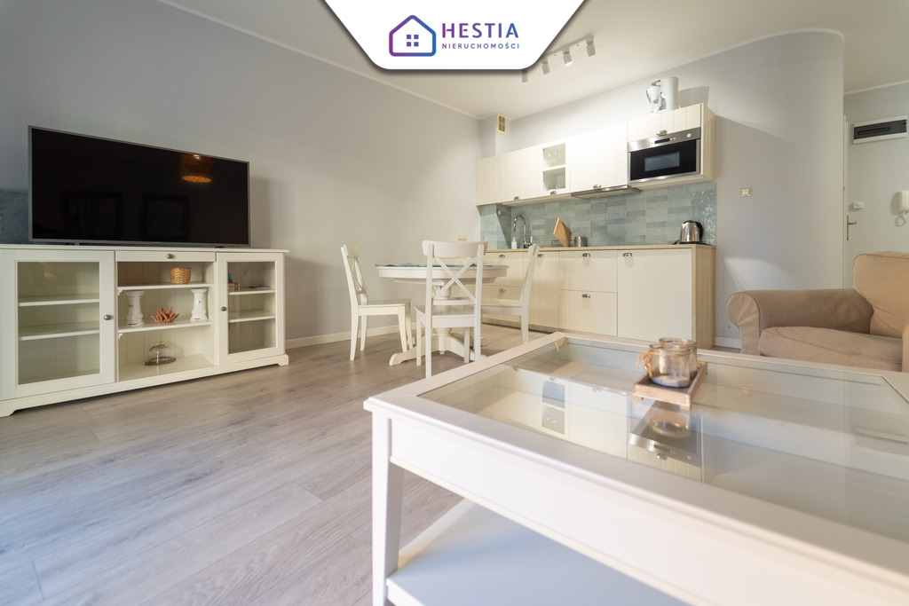 Sprzedam całoroczny apartament!Taras, basen, kort! (12)