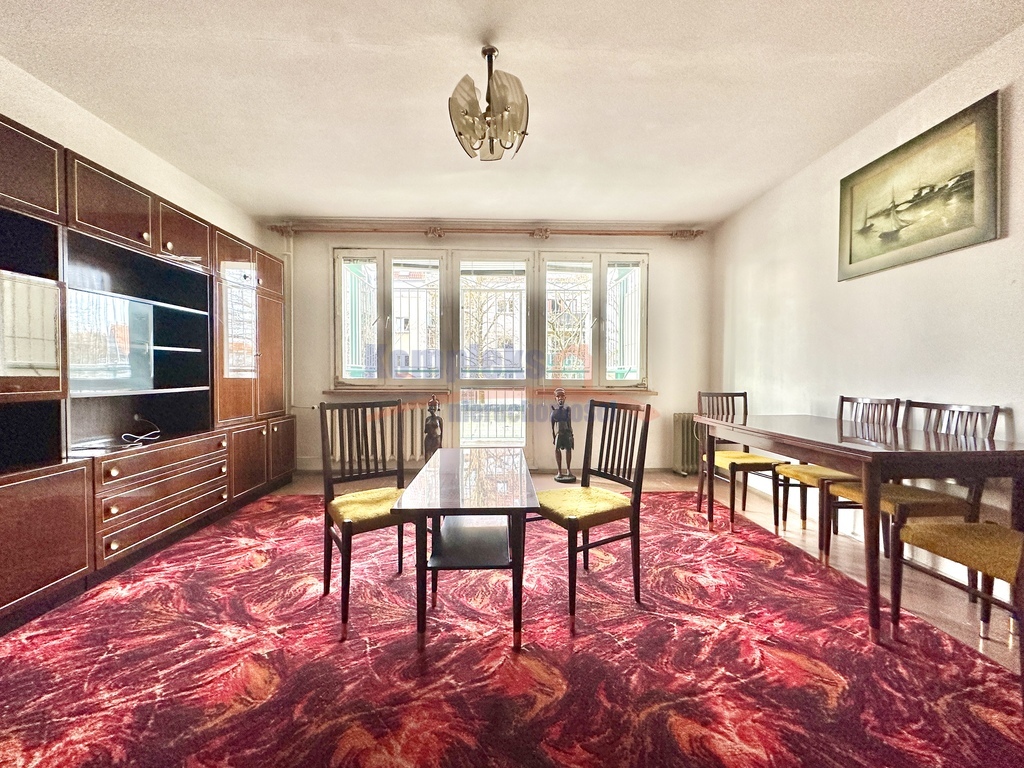 Mieszkanie 1 pok. z garażem  na Pogodnie (2)