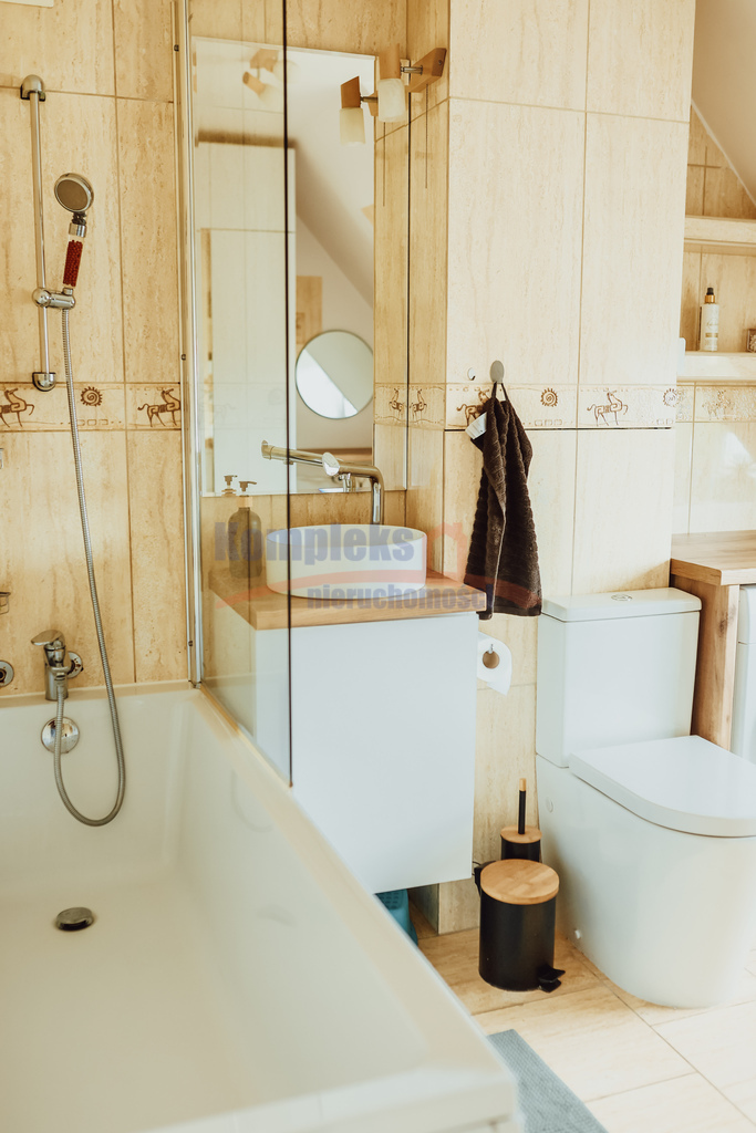 3 pokoje + poddasze - spółdzielcze własnościowe (13)