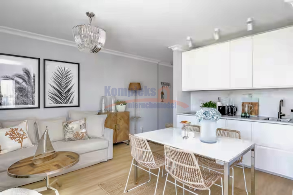 APARTAMENT 2 POK. WIDOK NA MORZE (3)