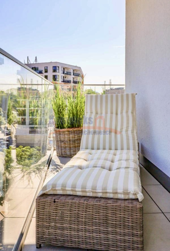 APARTAMENT 2 POK. WIDOK NA MORZE (9)