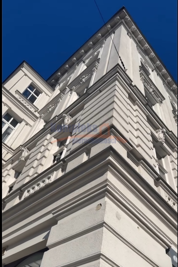 Styl i prestiż w sercu miasta - 5 pok. (6)