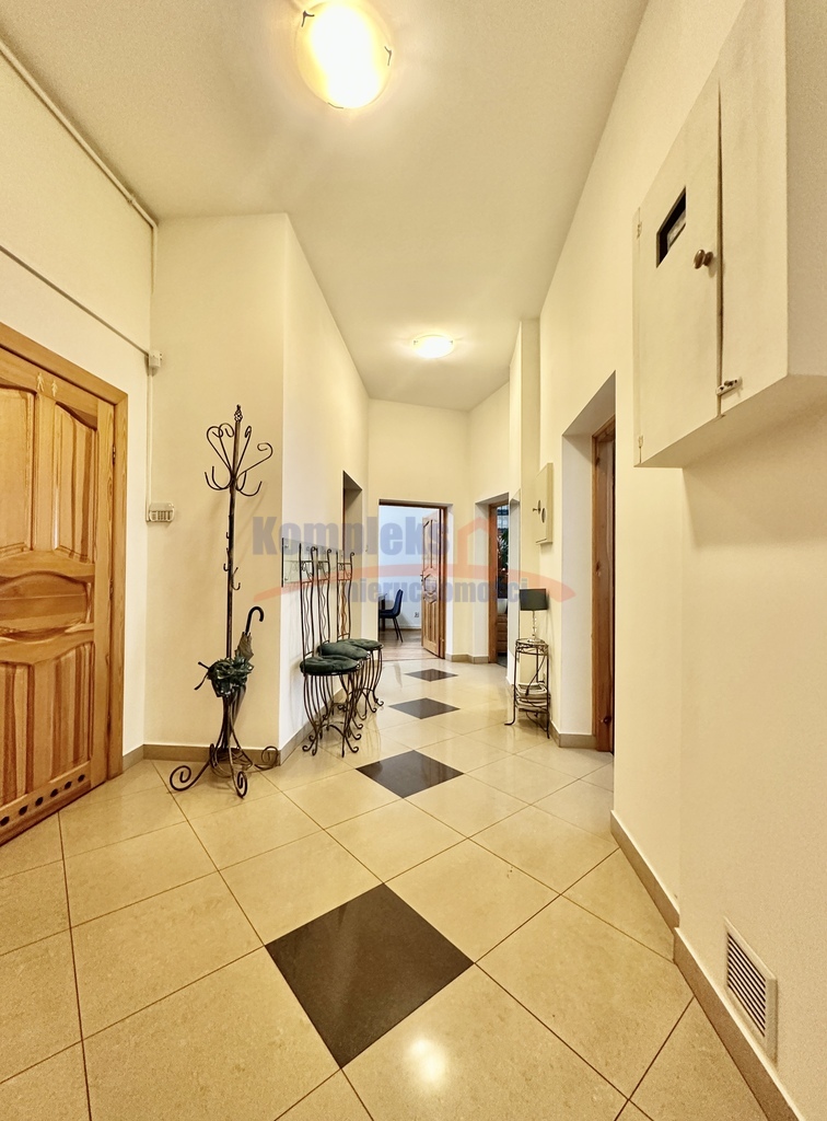 Styl i prestiż w sercu miasta - 5 pok. (11)