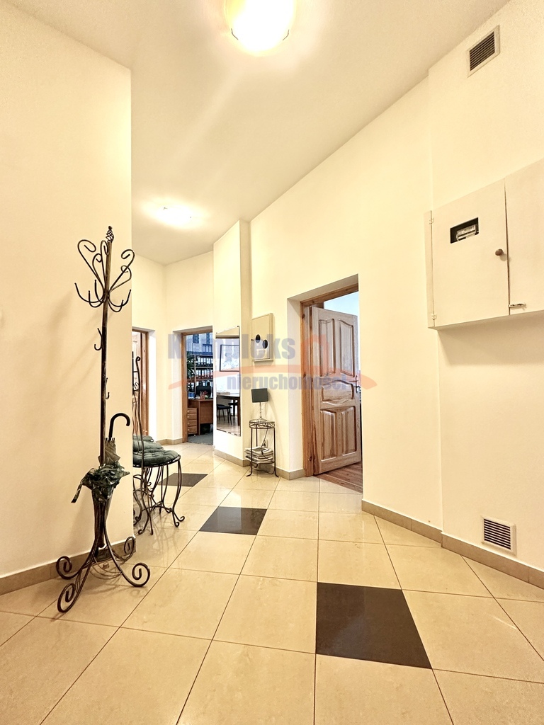 Styl i prestiż w sercu miasta - 5 pok. (12)