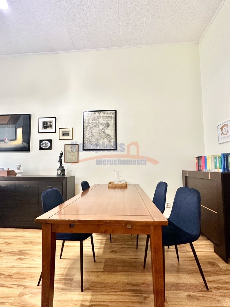 Styl i prestiż w sercu miasta - 5 pok. (3)