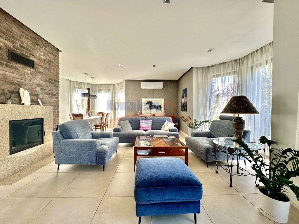 Dom z widokiem na zachód slońca (2)