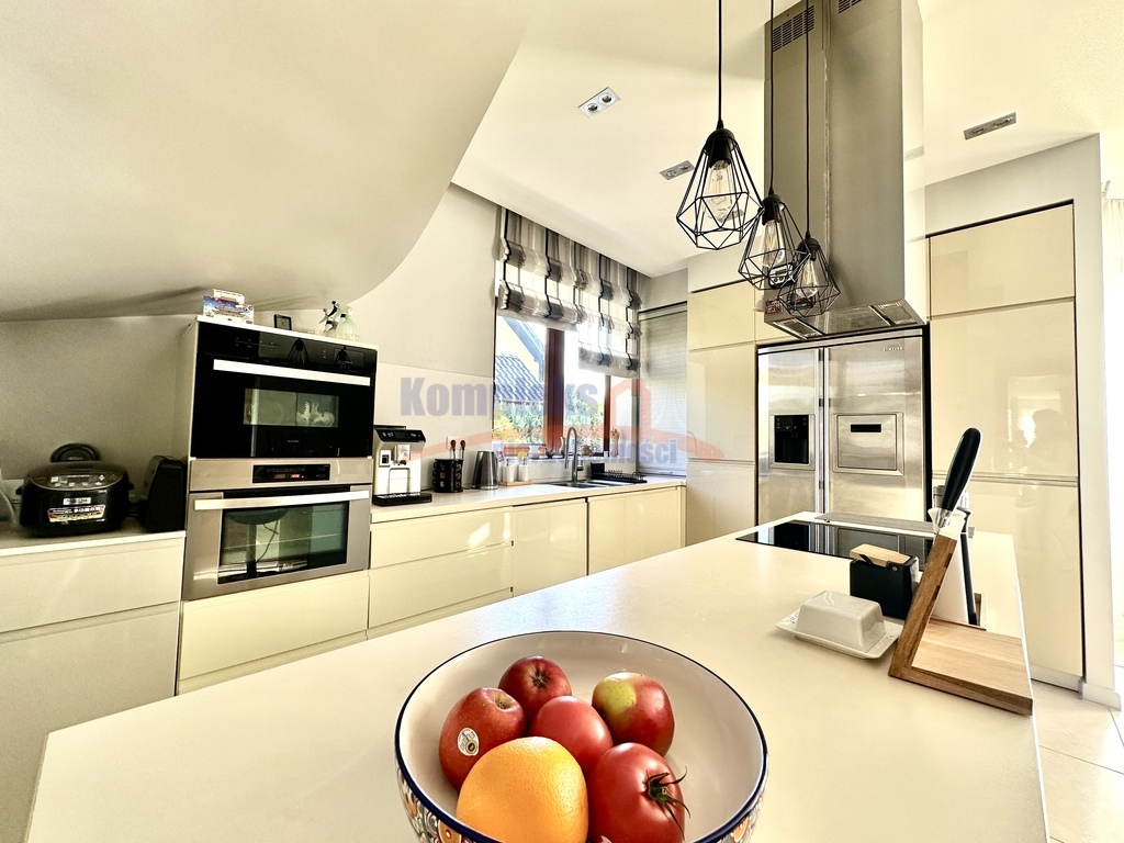 Dom z widokiem na zachód slońca (6)