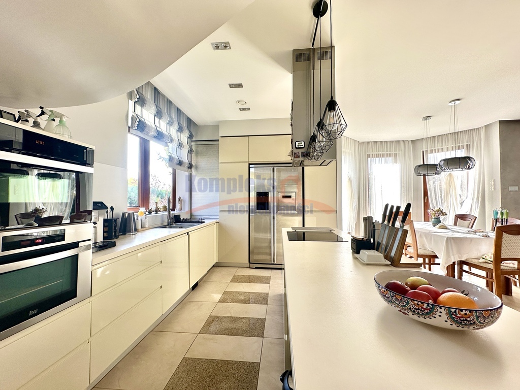 Dom z widokiem na zachód slońca (9)