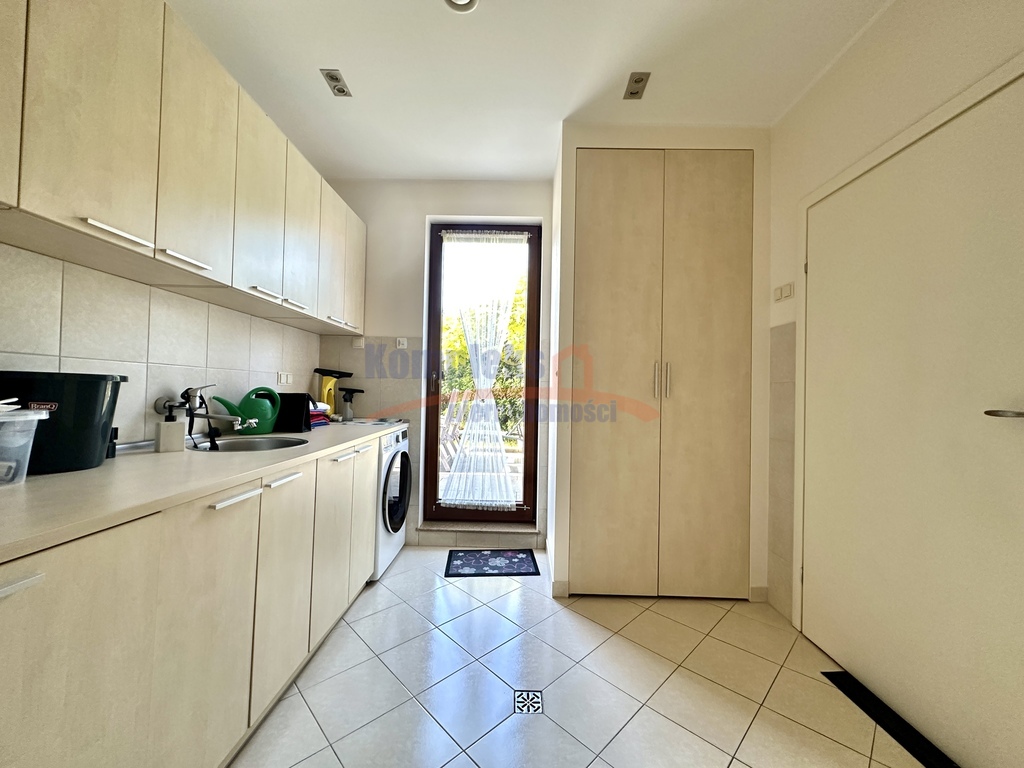 Dom z widokiem na zachód slońca (11)