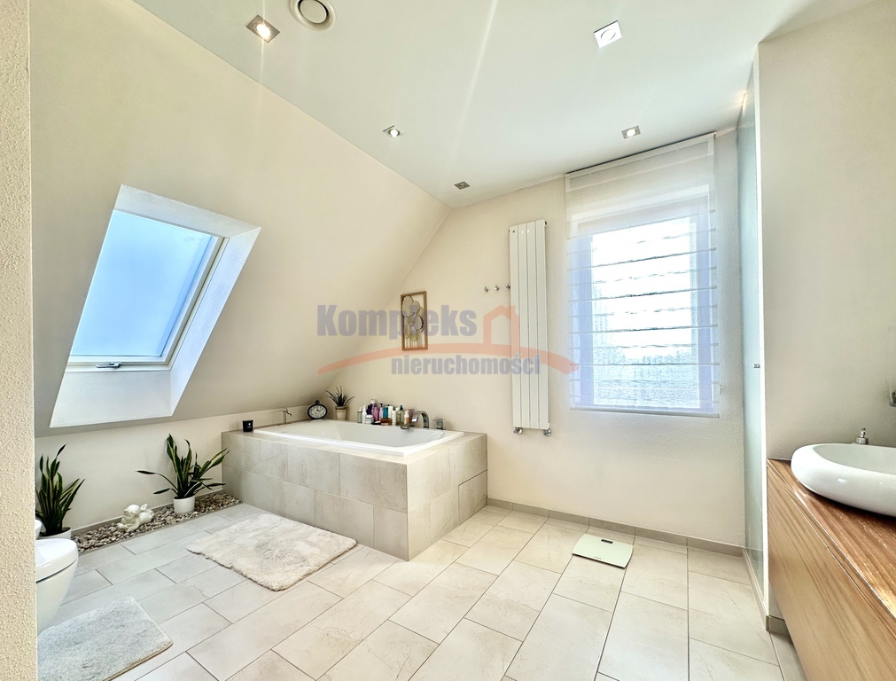 Dom z widokiem na zachód slońca (17)