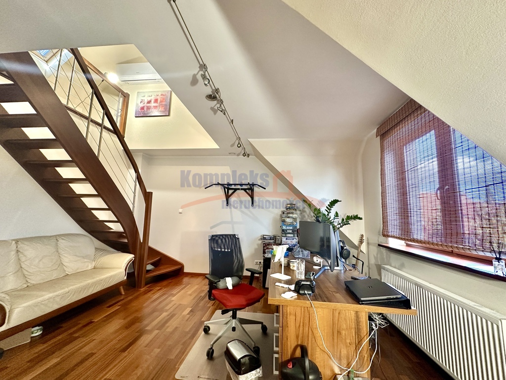 Dom z widokiem na zachód slońca (23)