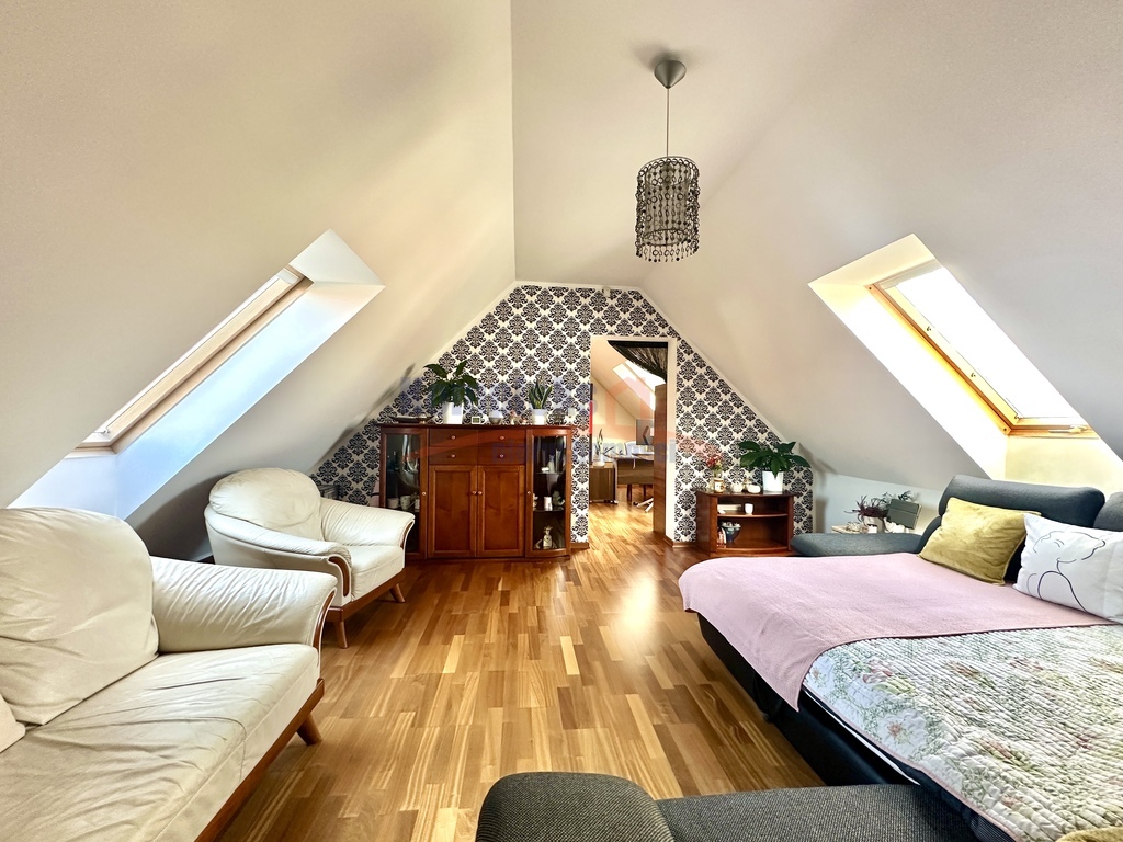 Dom z widokiem na zachód slońca (24)