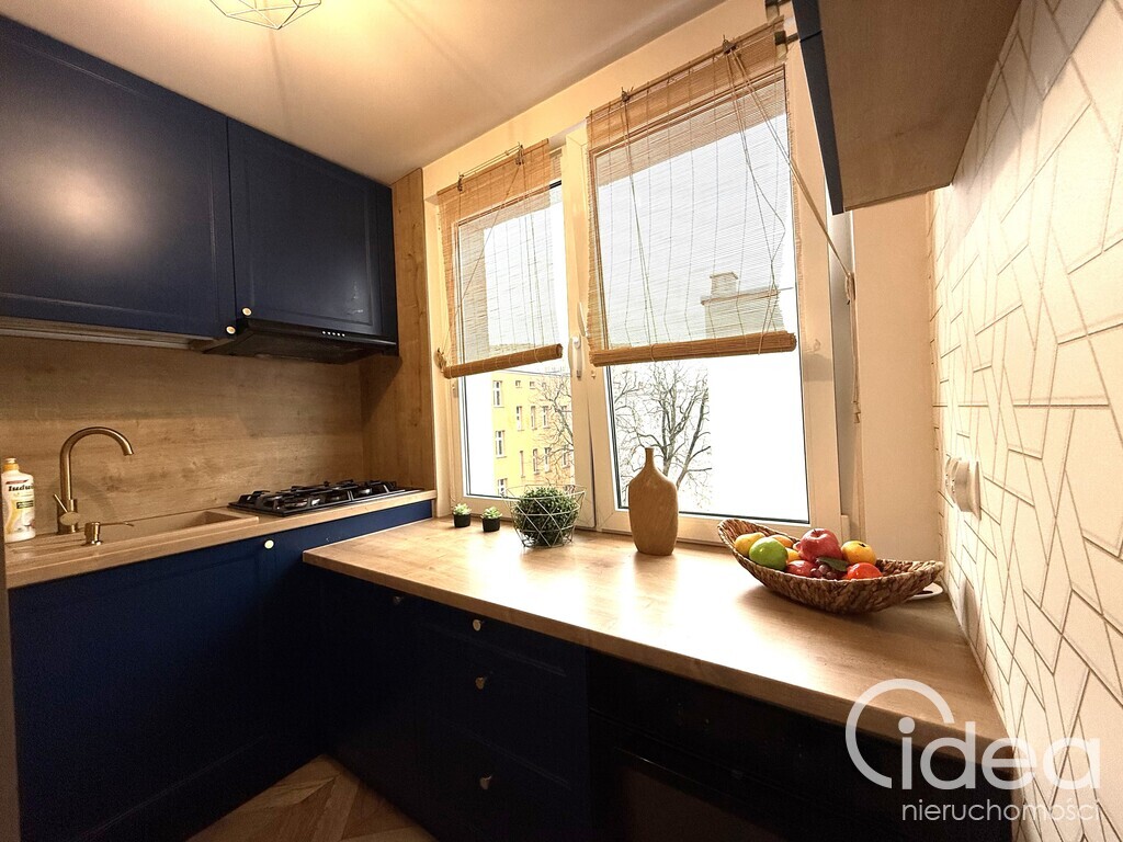 Centrum, po remoncie, 2 pokoje, balkon (5)