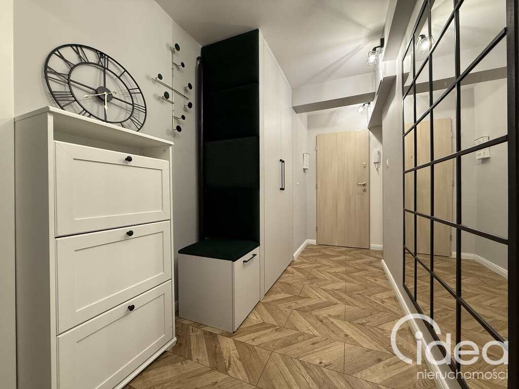 Centrum, po remoncie, 2 pokoje, balkon (13)