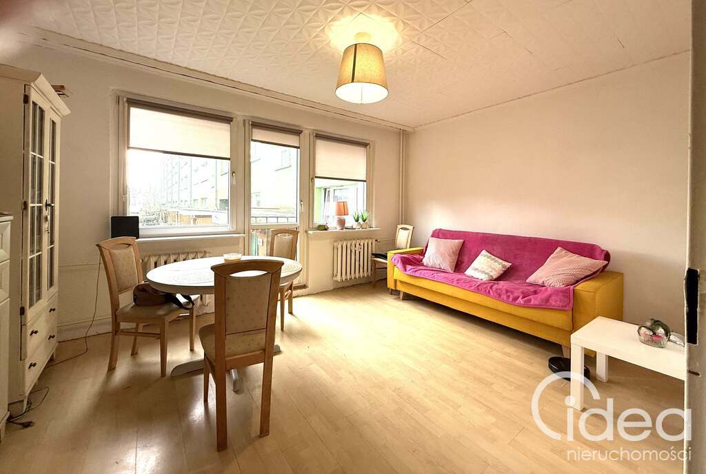 Os. Zawadzkiego, 2 pokoje, 42m2, parter, remont (1)