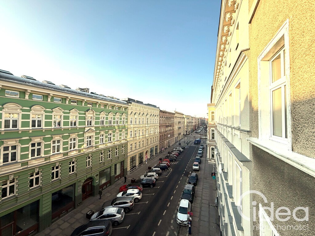 Centrum, 4 pokoje, 110,41m2, balkon (2)