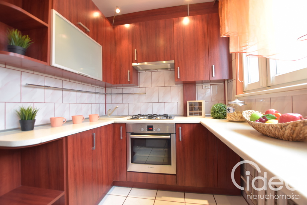 3 pokoje z balkonem, Os. Przyjaźni (1)