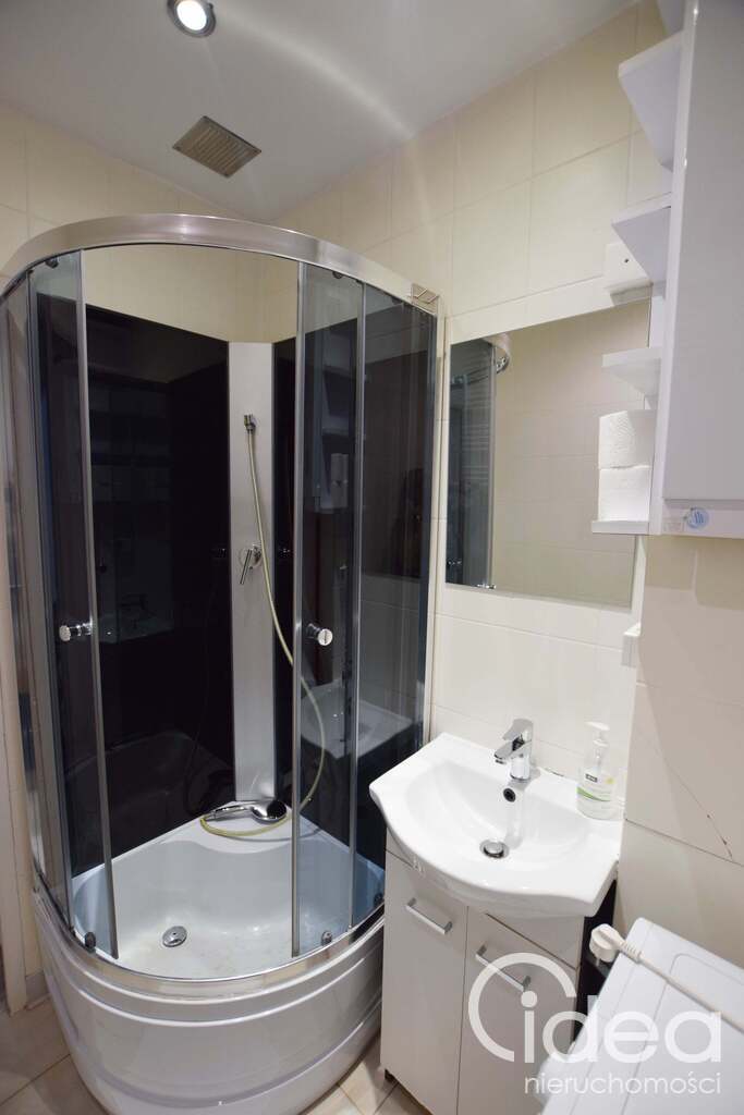 Stylowa kawalerka gotowa pod wynajem. (8)