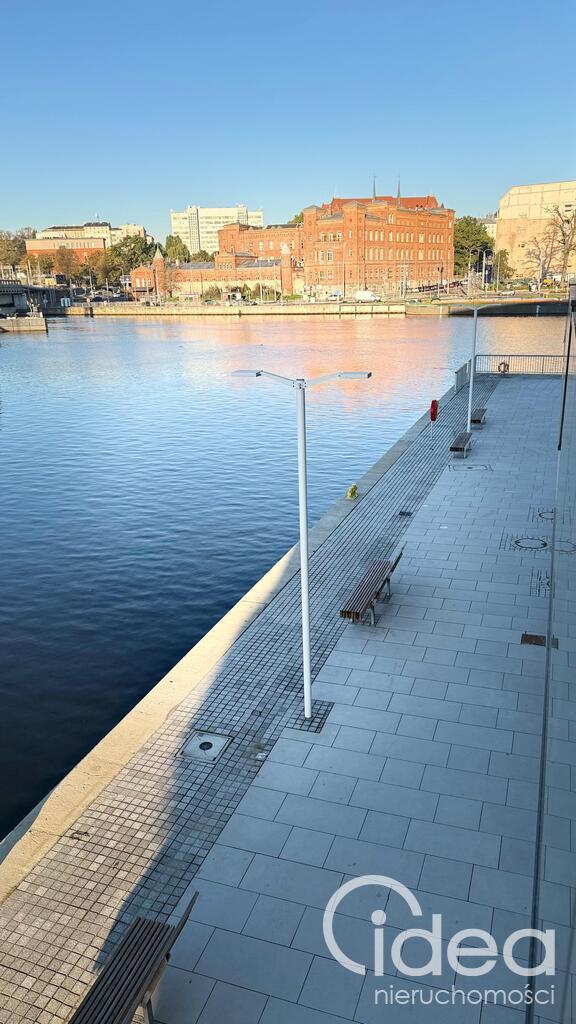 Komfortowe mieszkanie z widokiem na Odrę (8)