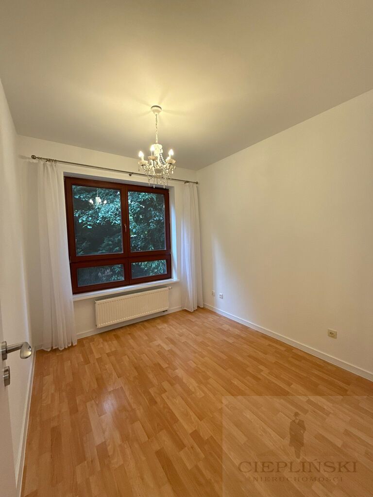 mieszkanie w apartamentowcu z balkonem (4)